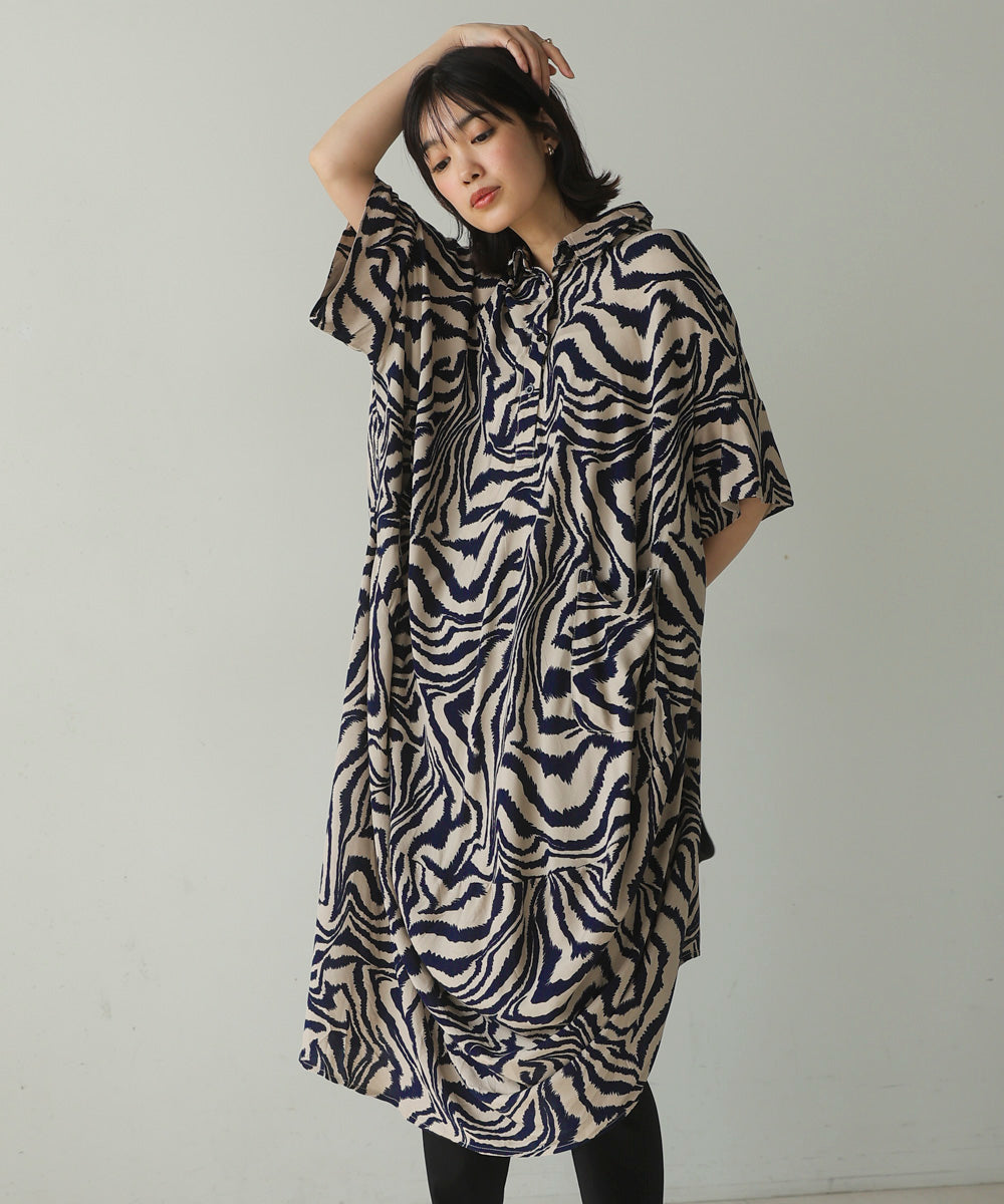 ゼブラ柄ワンピース