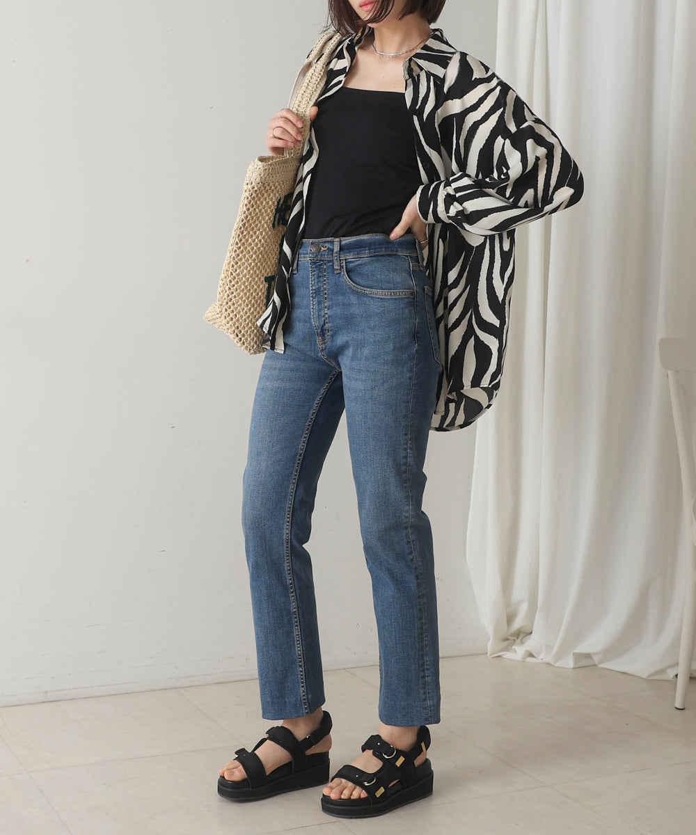 アソート柄ブラウス