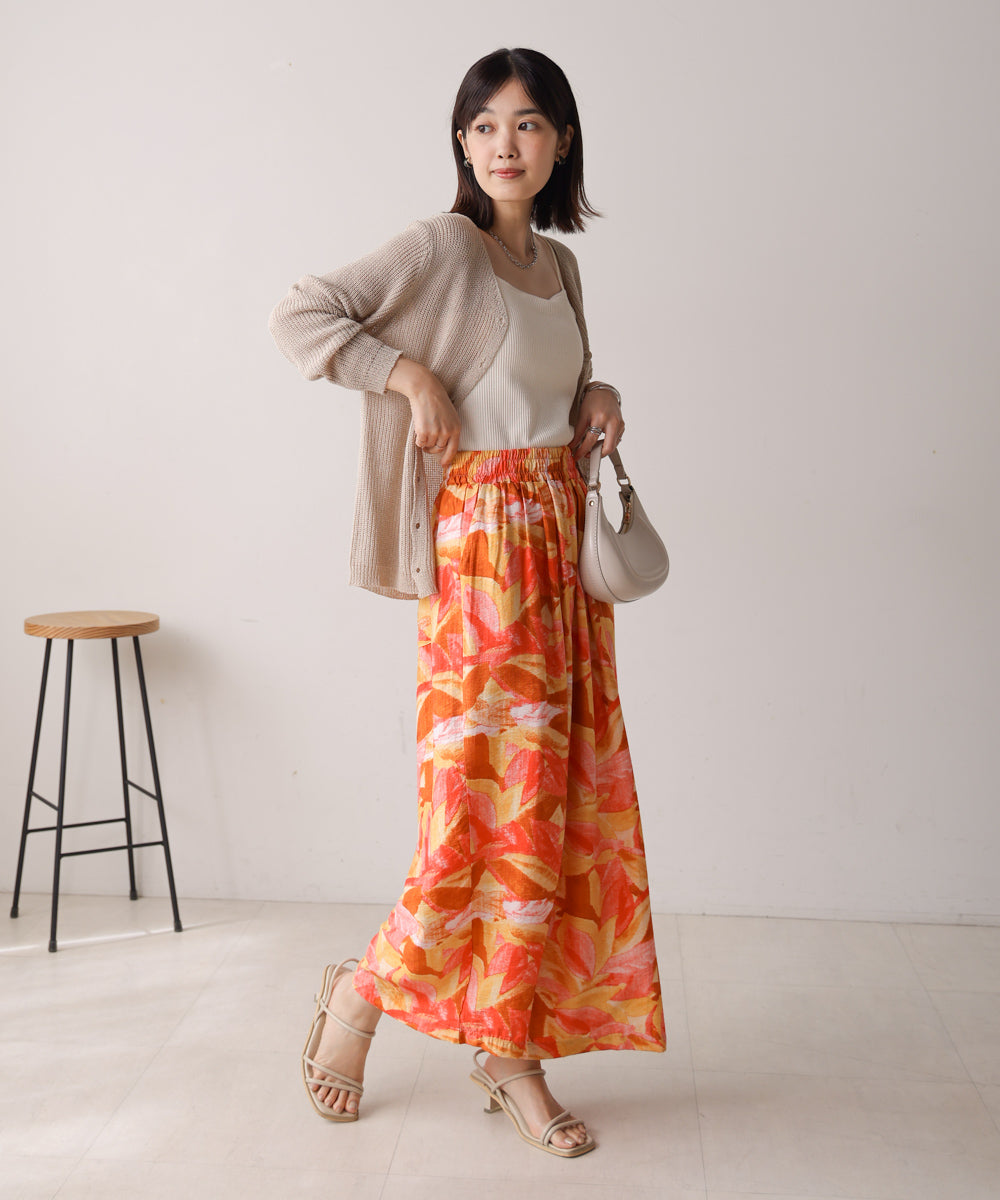 ペイントリーフ柄パンツ