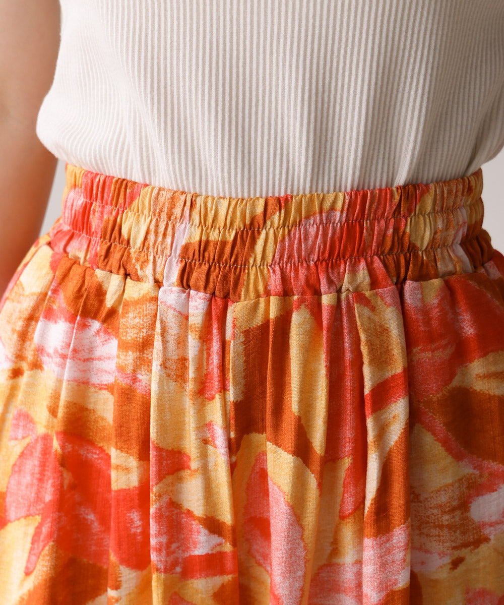 ペイントリーフ柄パンツ