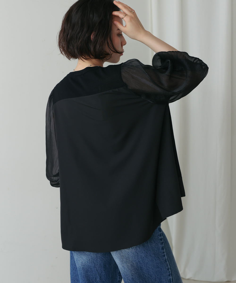 袖異素材バルーンスリーブプルオーバー