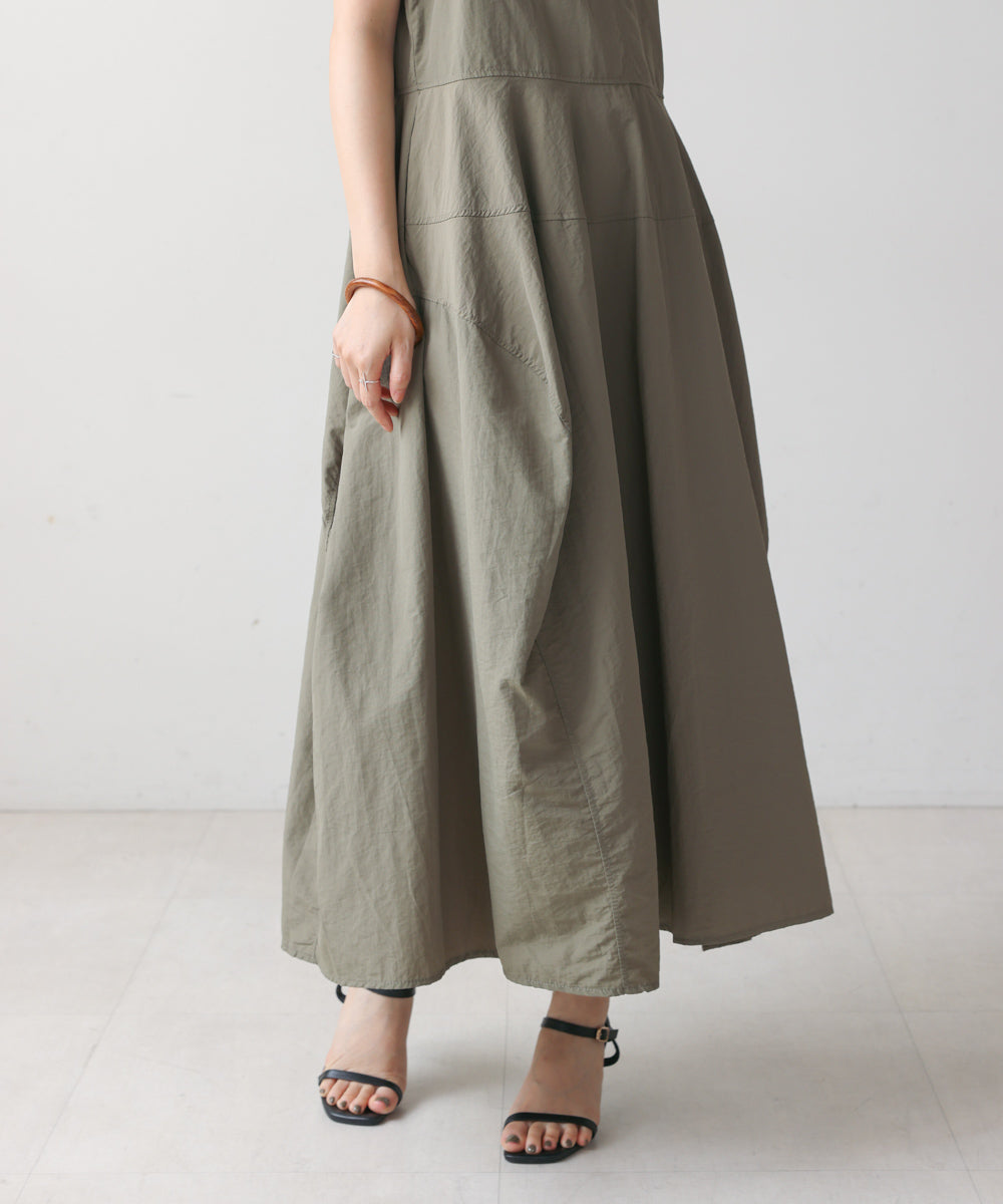 ノースリーブコクーンジャンスカ