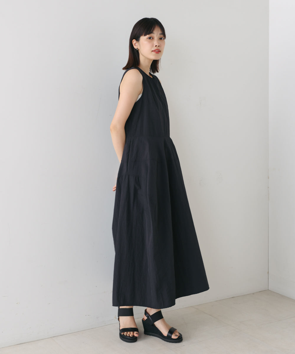 ノースリーブコクーンジャンスカ