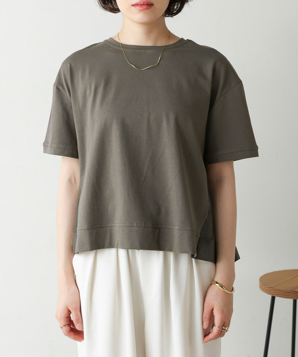 バックチュールプルオーバー