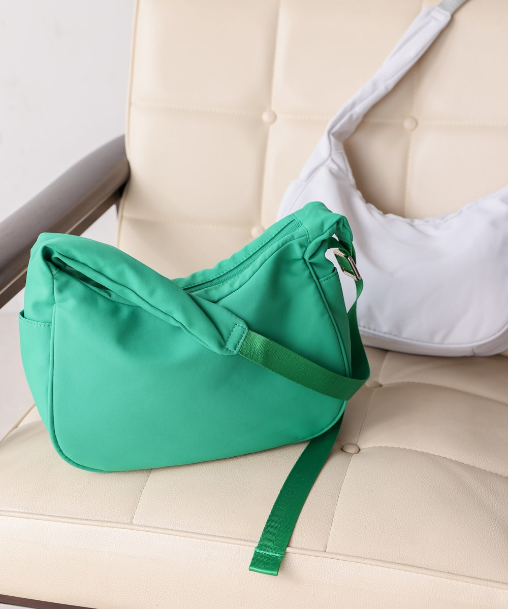 超軽量ショルダーバッグ