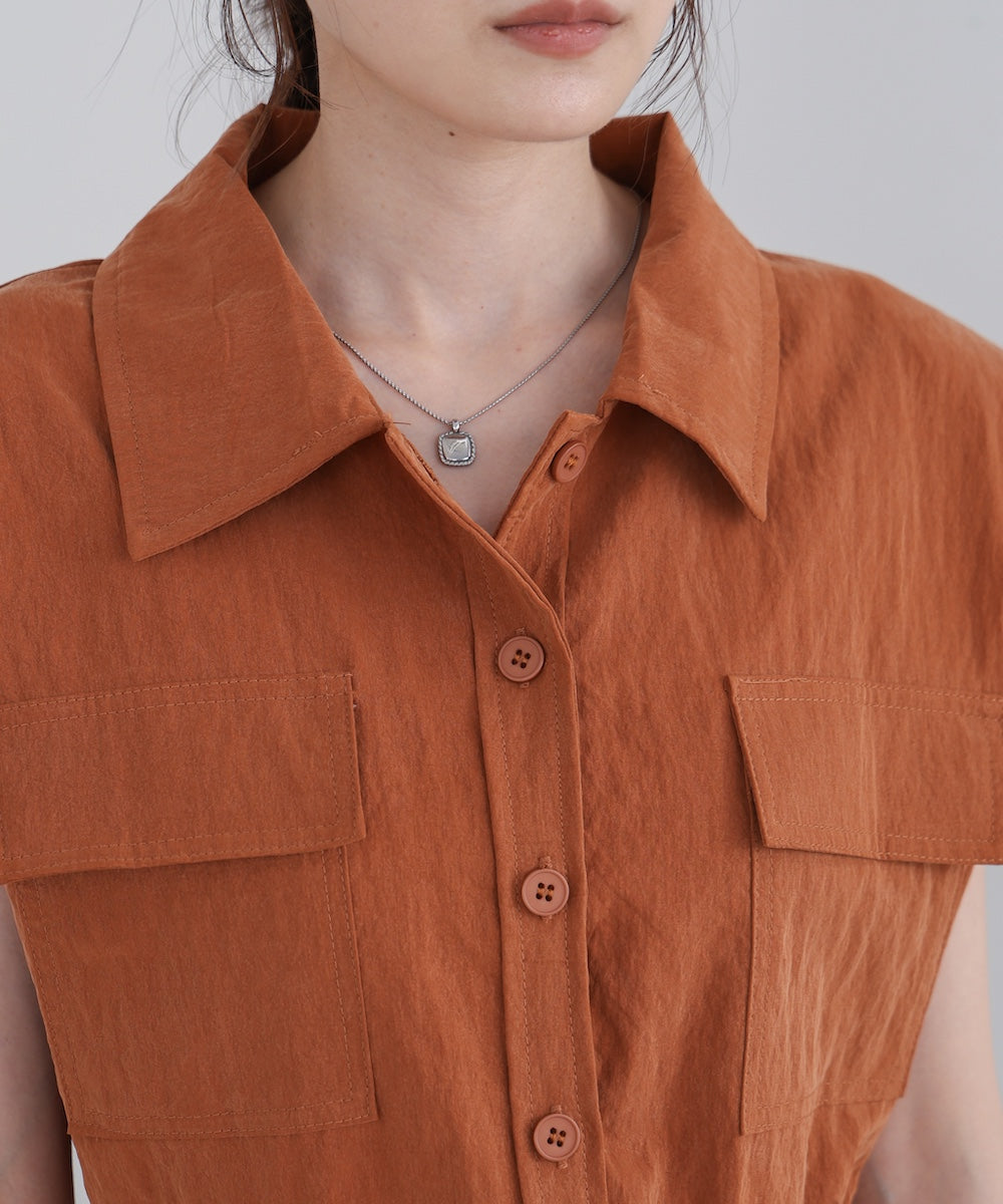 肩パット入りベストトップス