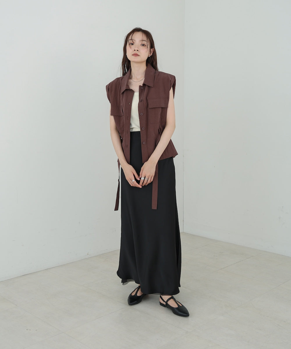 肩パット入りベストトップス