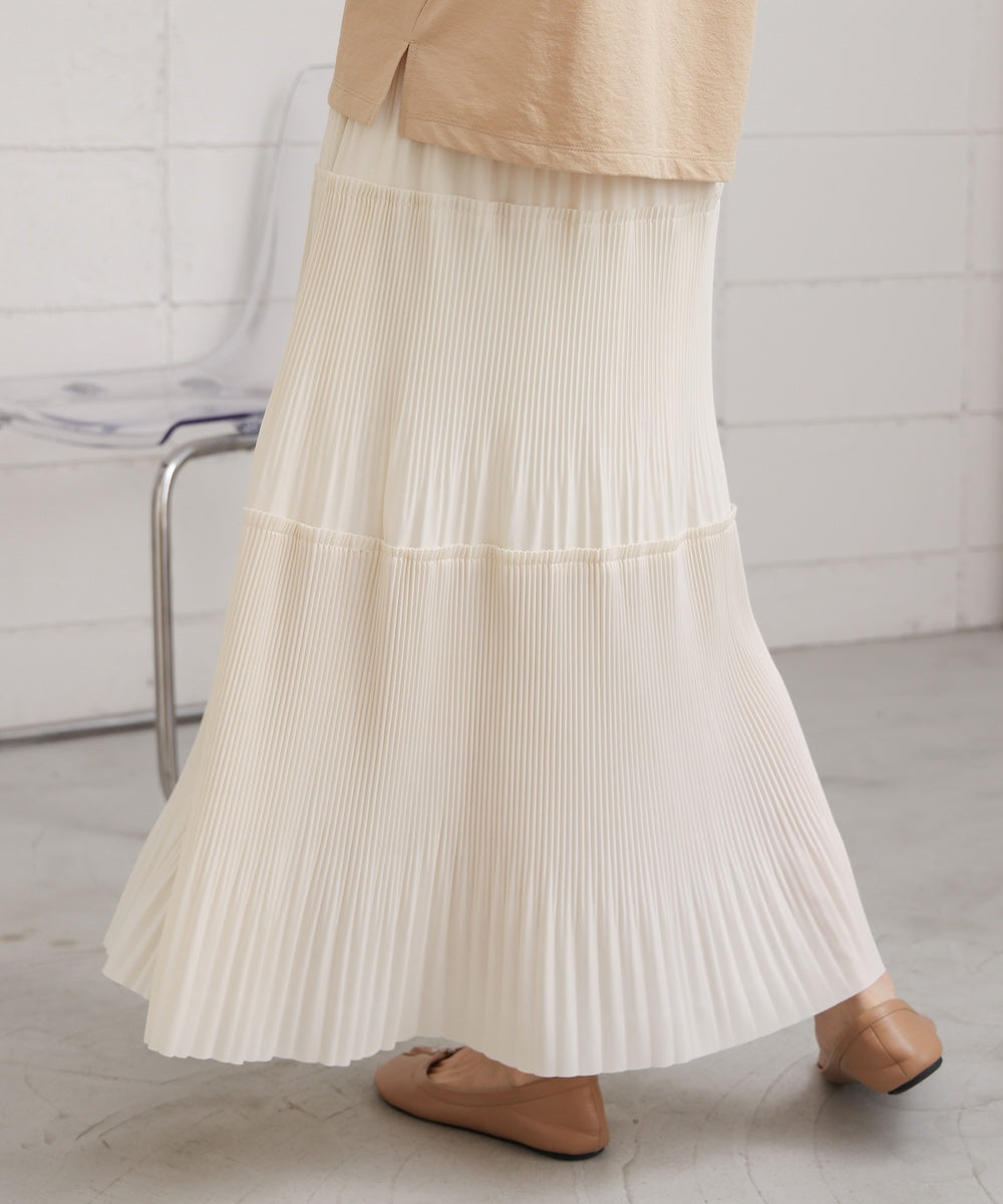 プリーツスカート