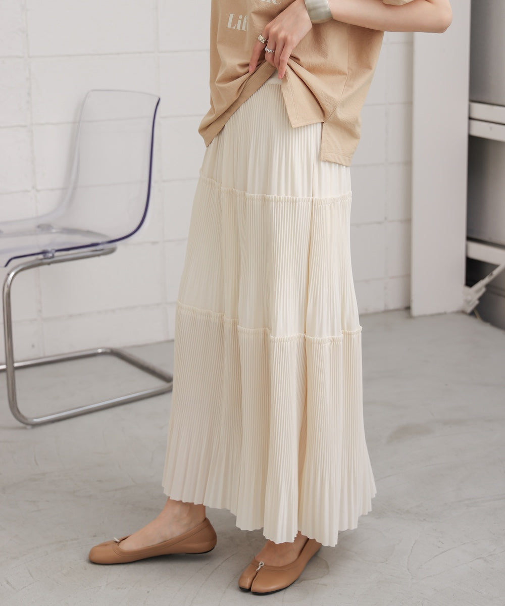 プリーツスカート