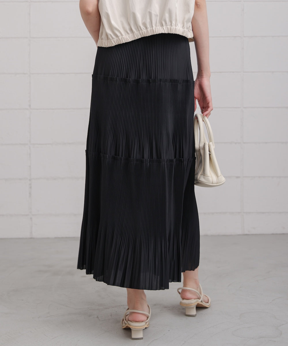 プリーツスカート
