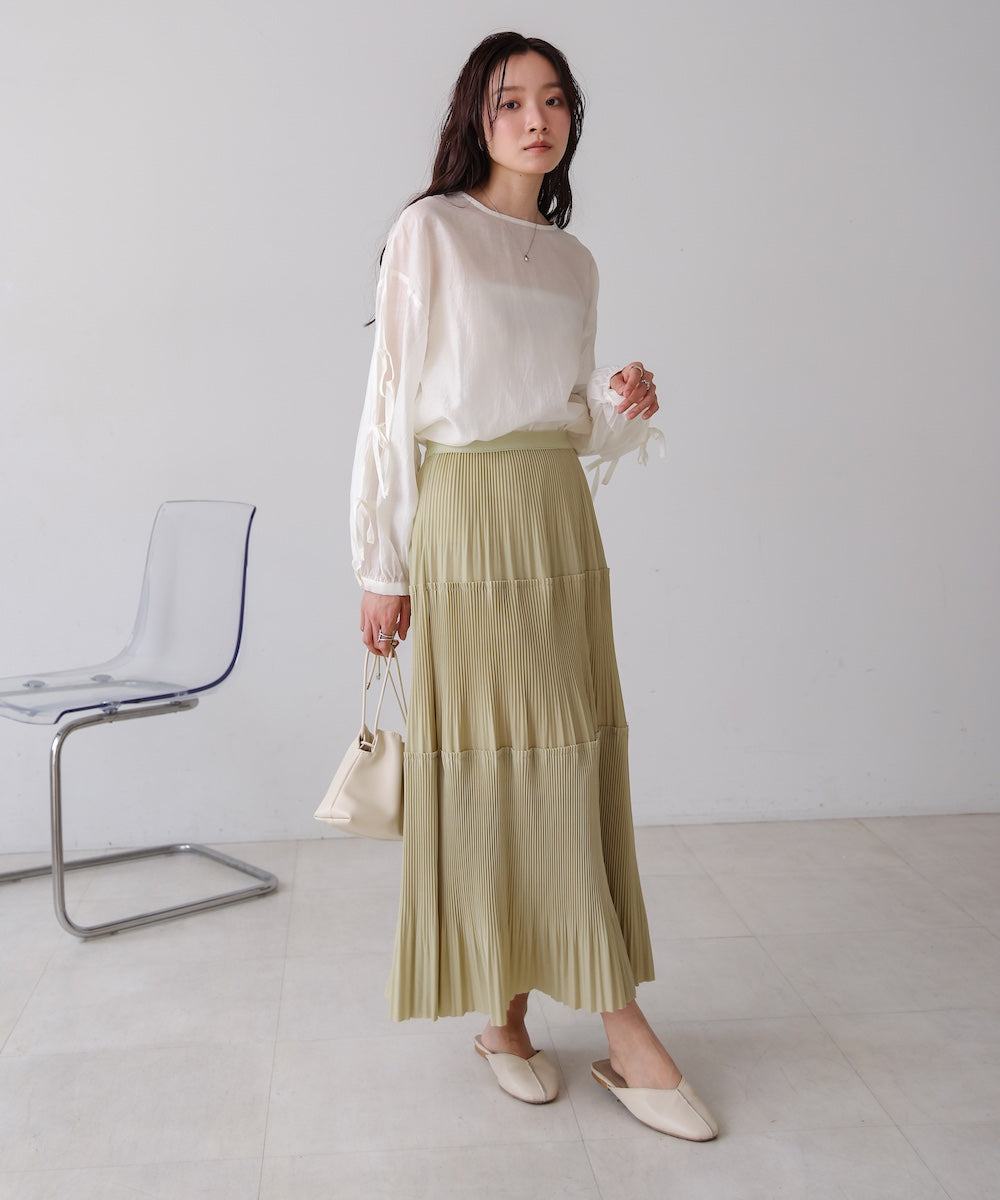 プリーツスカート