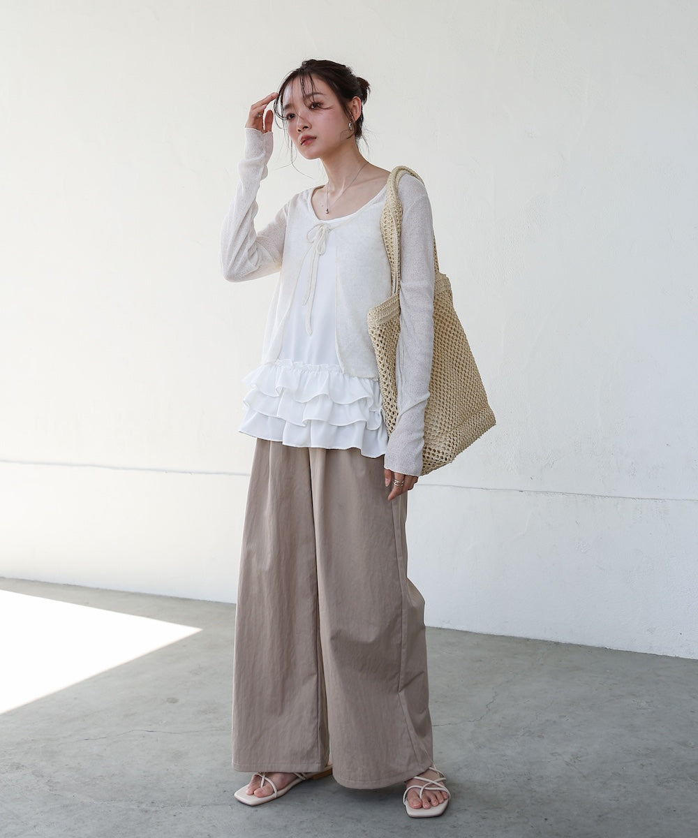 裾フリルキャミトップス