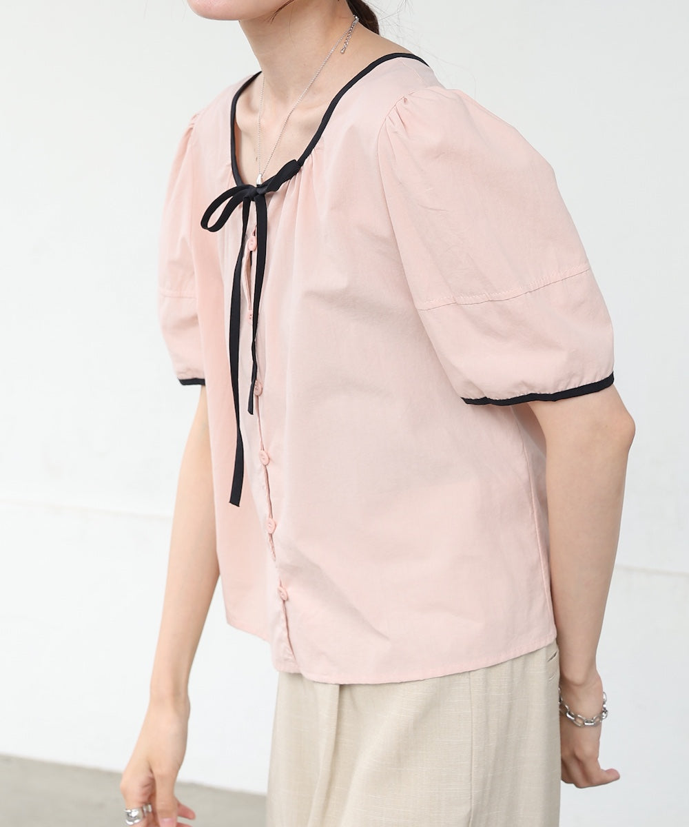 パイピングリボンブラウス
