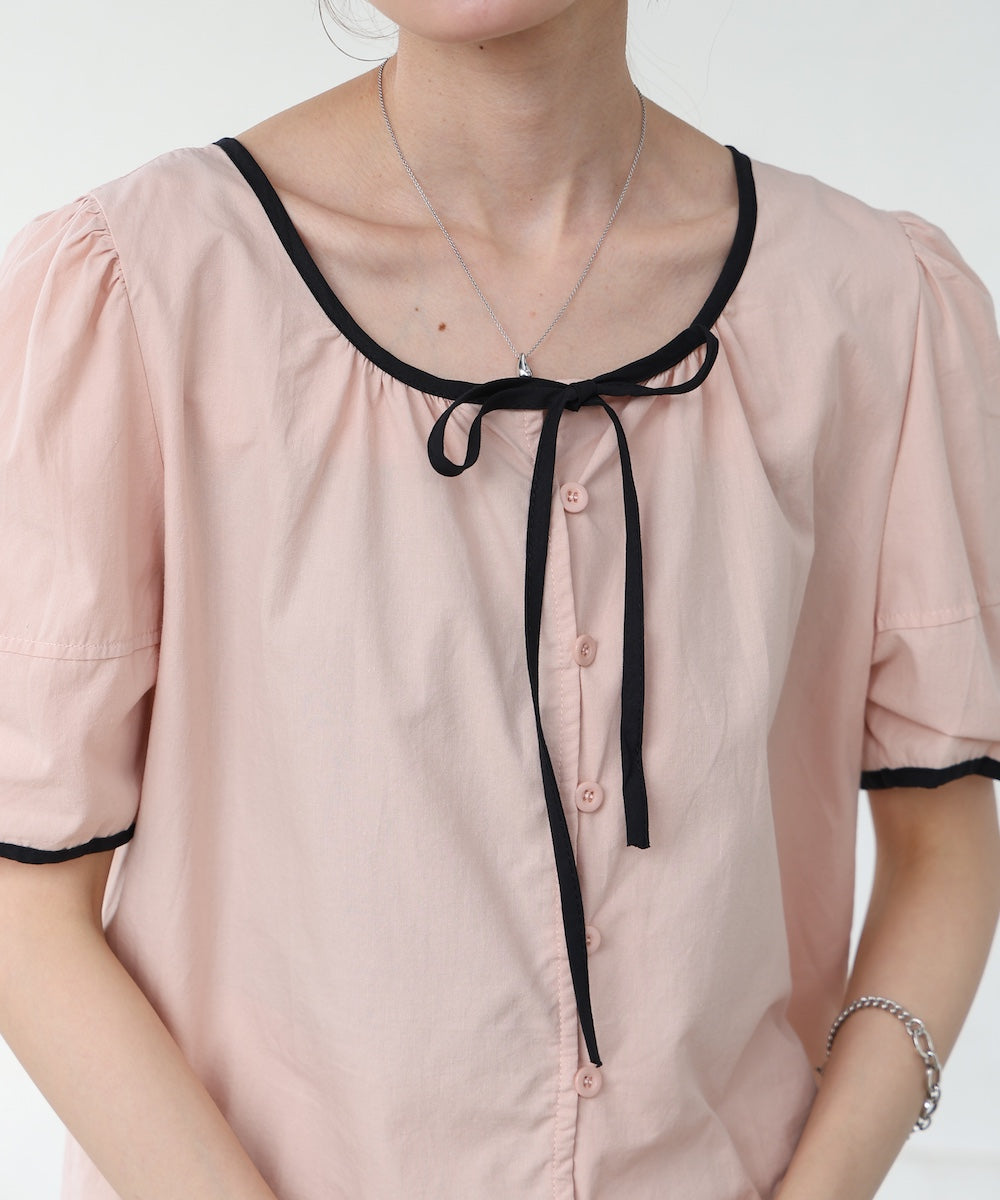 パイピングリボンブラウス