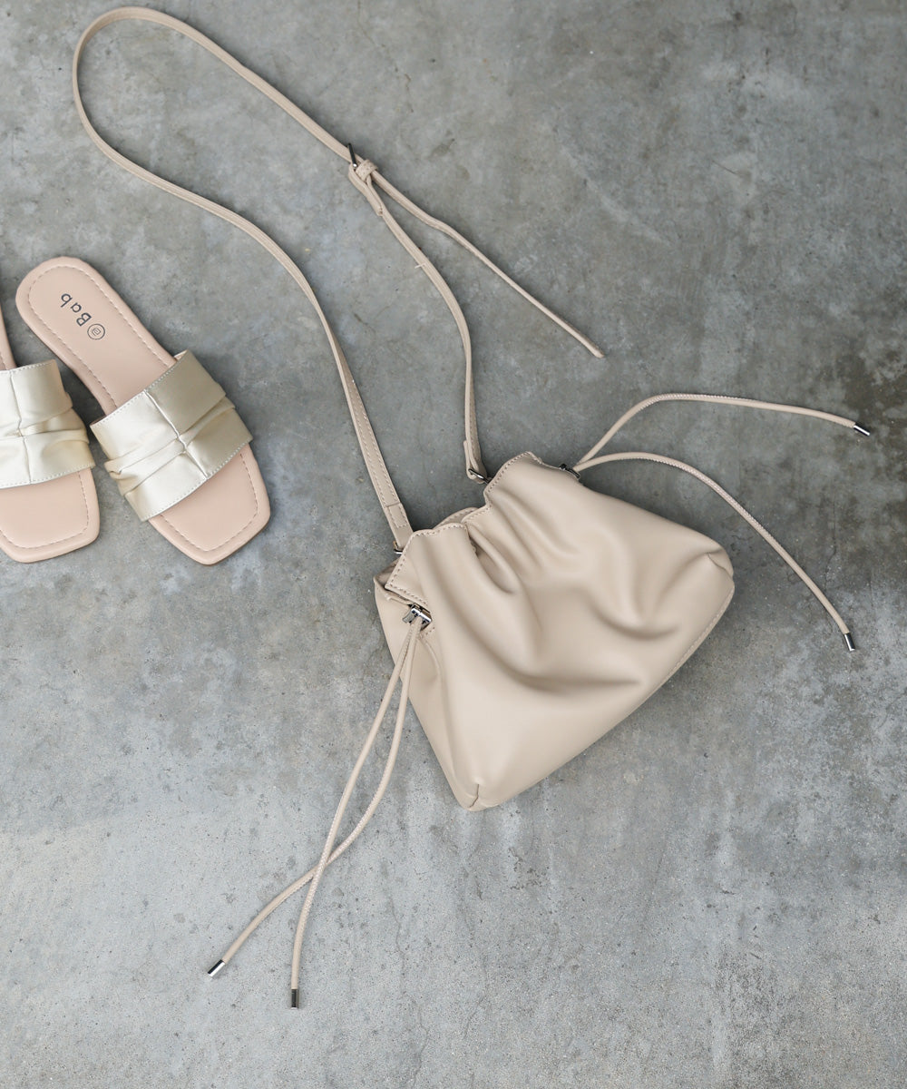 巾着ショルダーバッグ