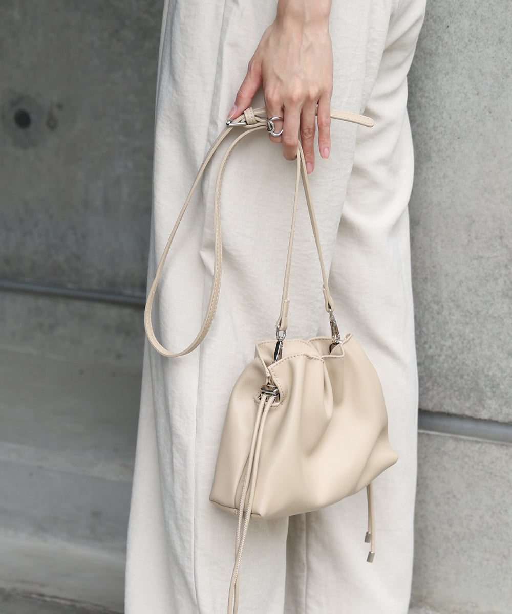 巾着ショルダーバッグ