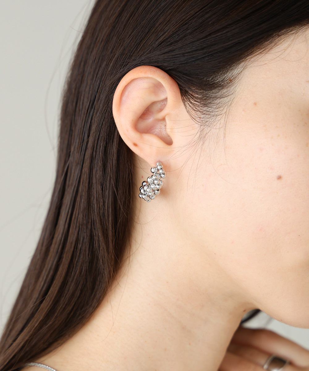 ランダムボールデザインピアス