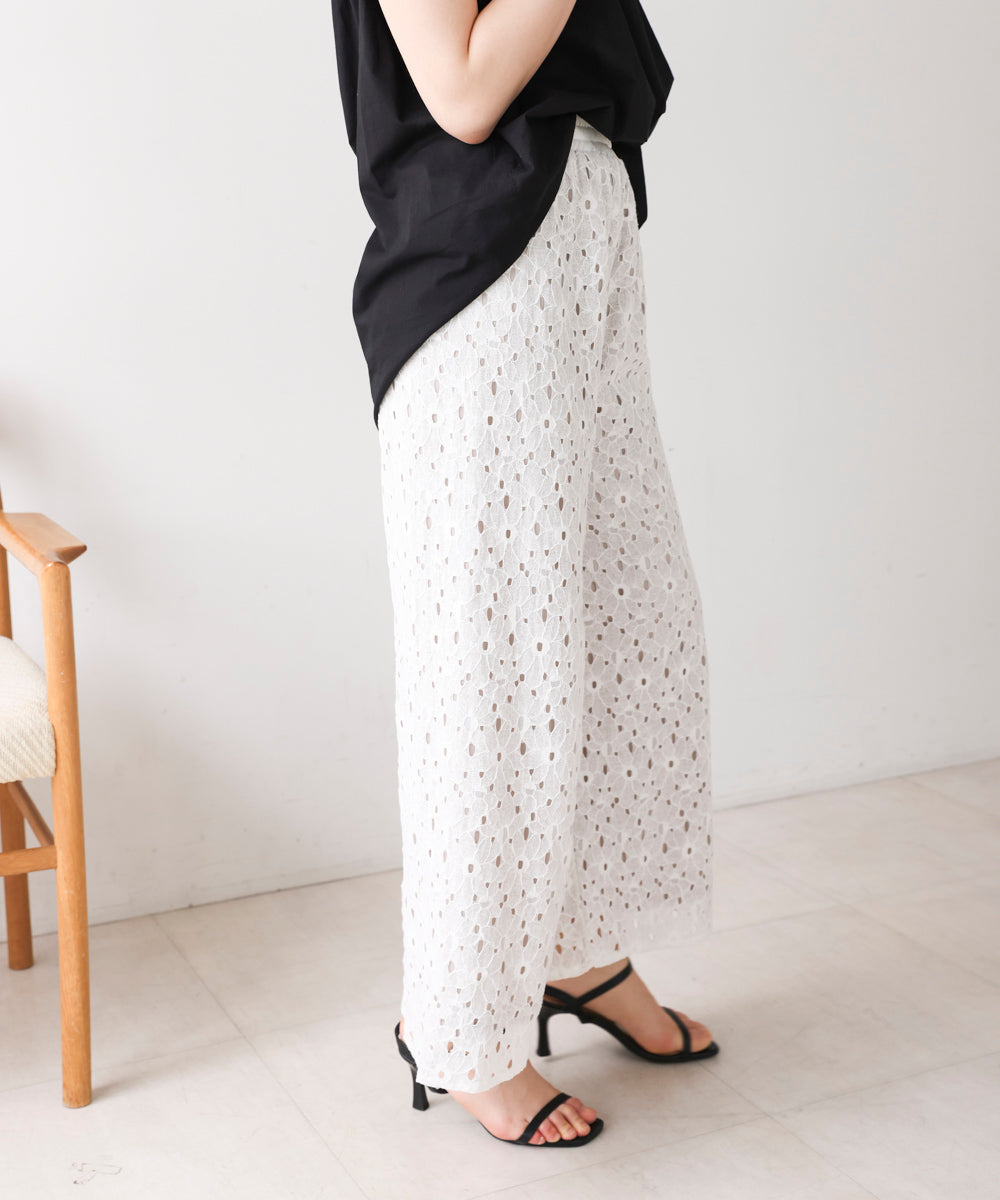 フラワーモチーフワイドパンツ