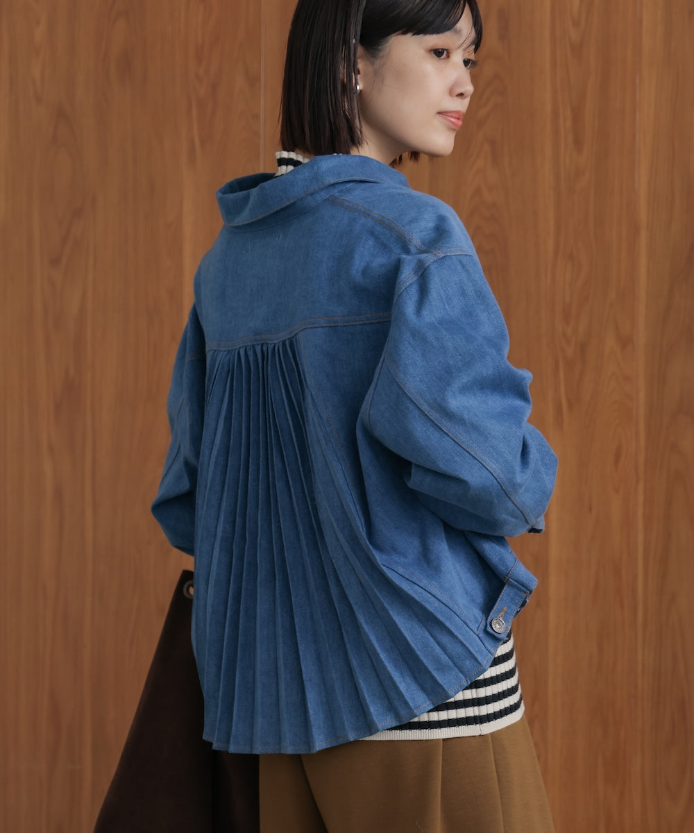バックタックデニムジャケット