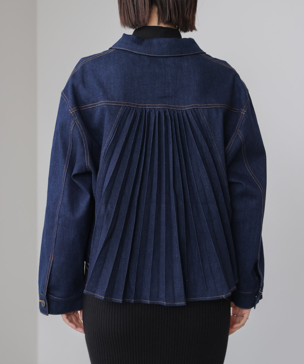 バックタックデニムジャケット