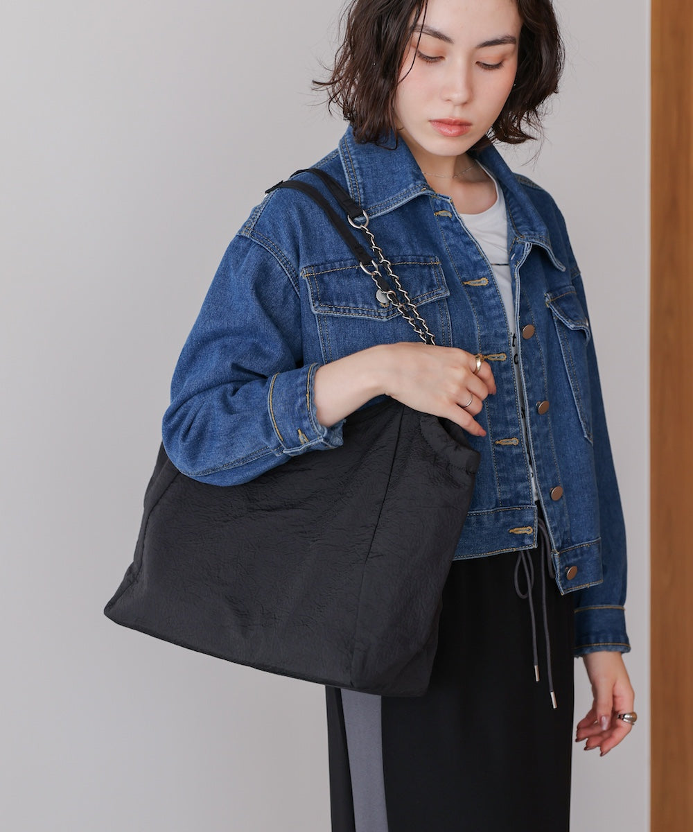 エンボスチェーンバッグ