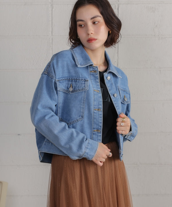 ショート丈デニムジャケット