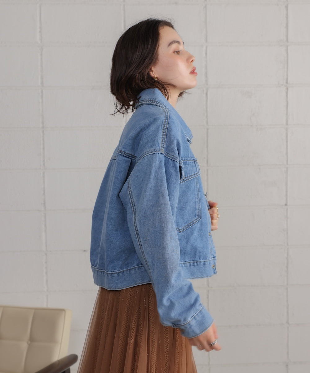 ショート丈デニムジャケット
