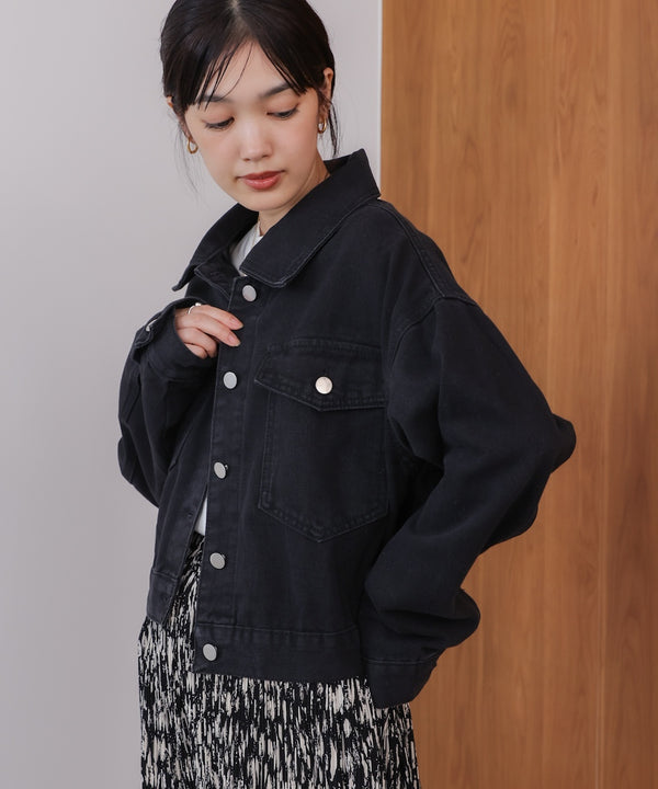 ショート丈デニムジャケット