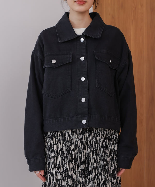 ショート丈デニムジャケット