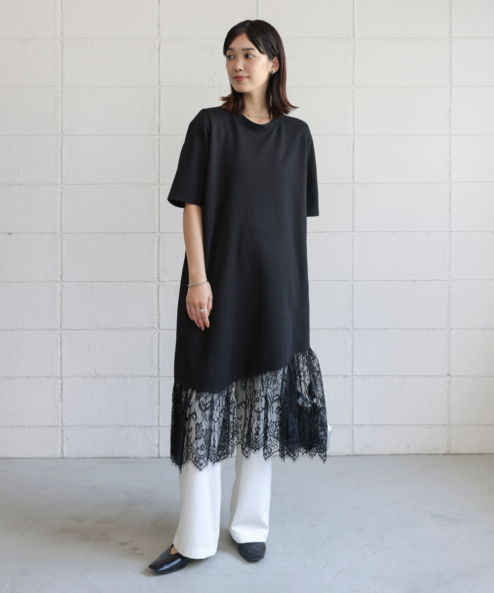 裾レースワンピース