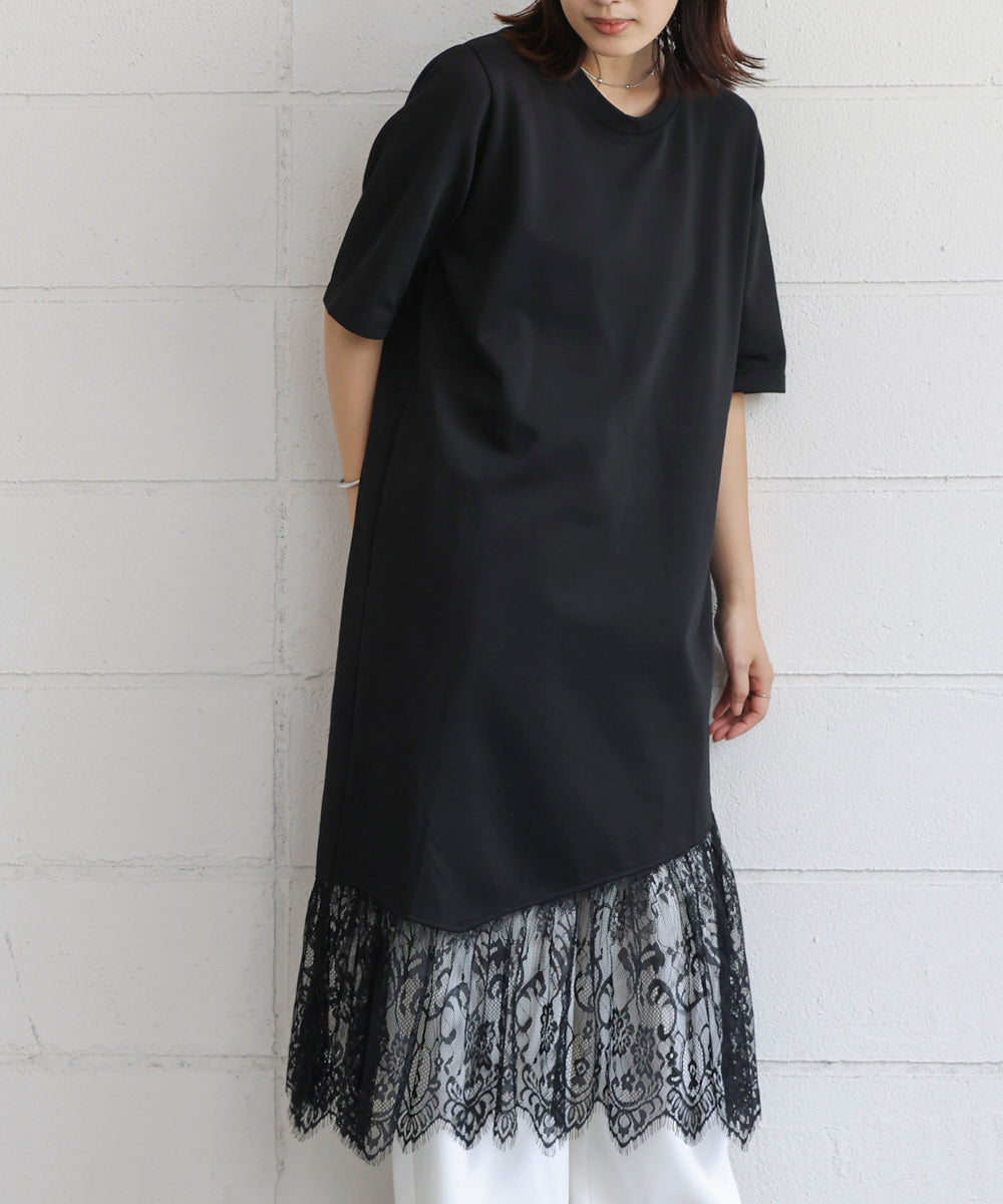 裾レースワンピース