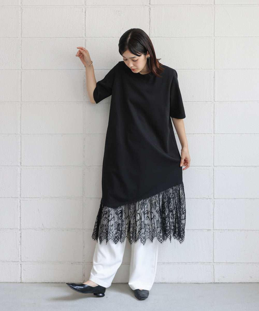 裾レースワンピース