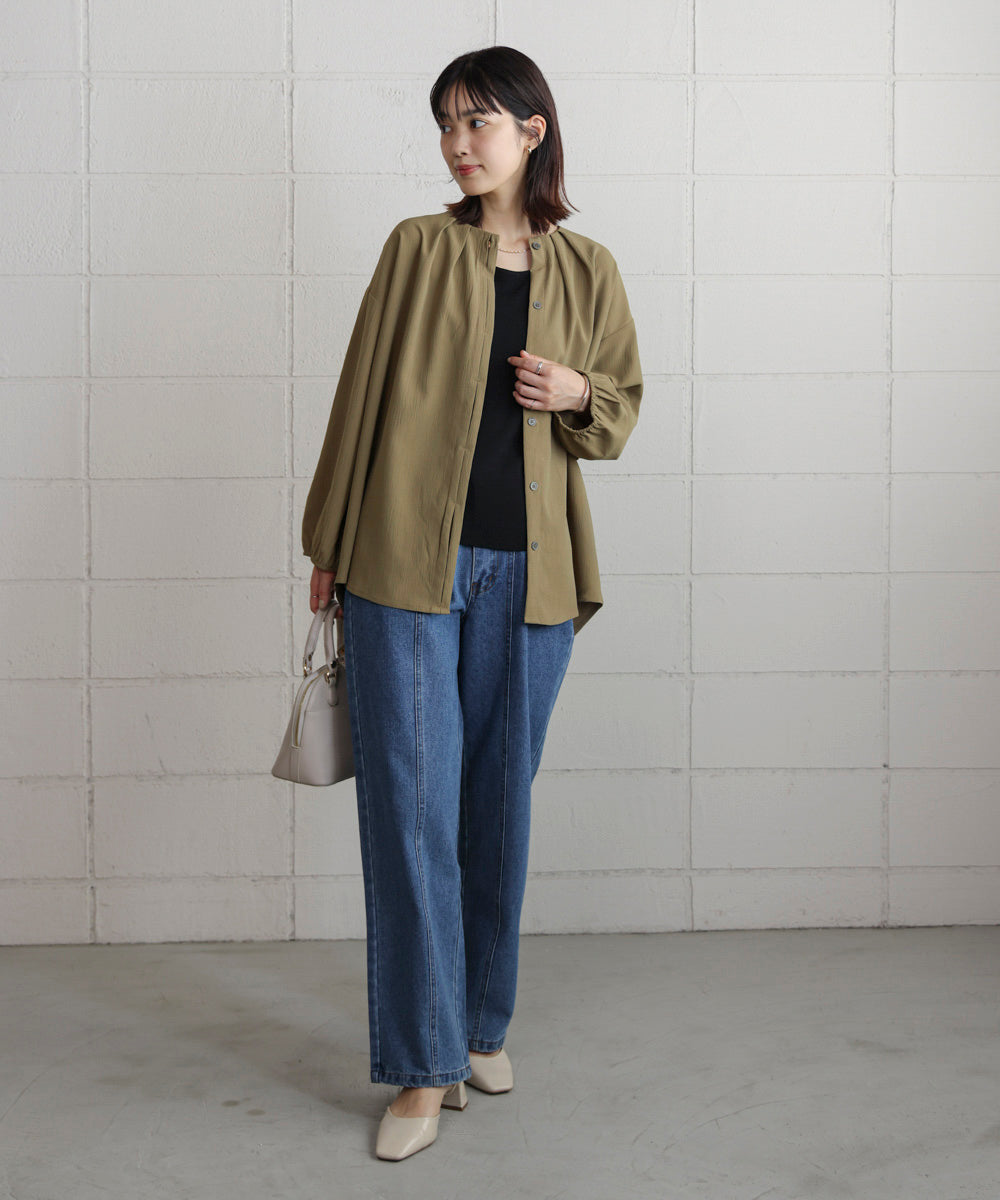 タックデザインブラウス