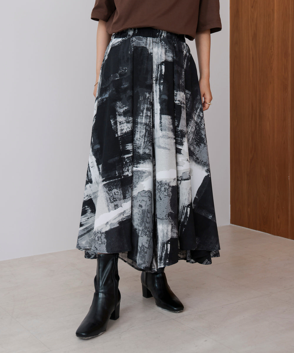 モノトーン柄パンツ