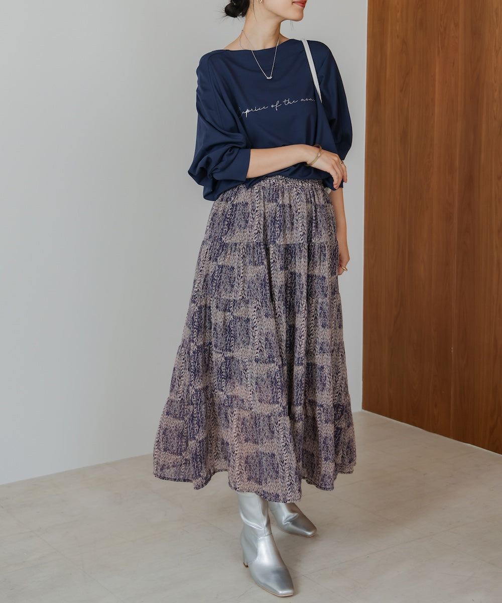 柄ティアードスカート