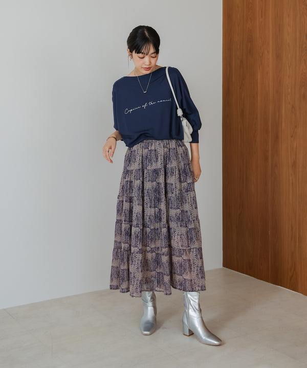 柄ティアードスカート