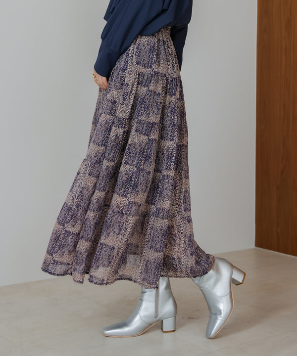 柄ティアードスカート