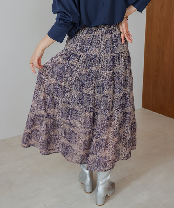 柄ティアードスカート