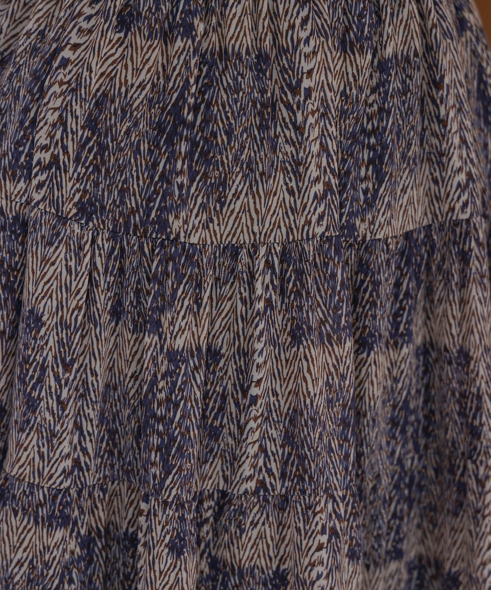 柄ティアードスカート