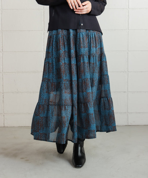 柄ティアードスカート