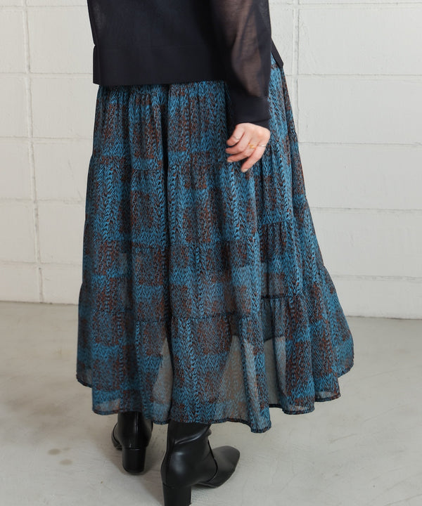 柄ティアードスカート