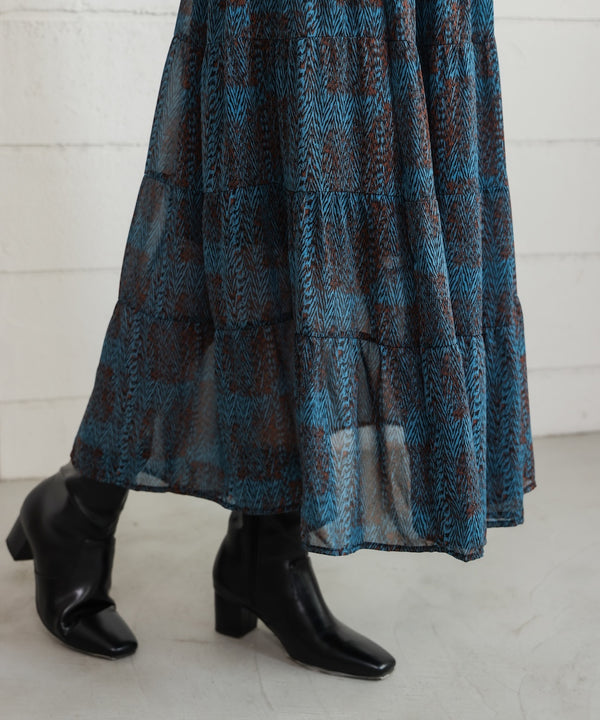 柄ティアードスカート