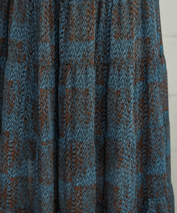 柄ティアードスカート