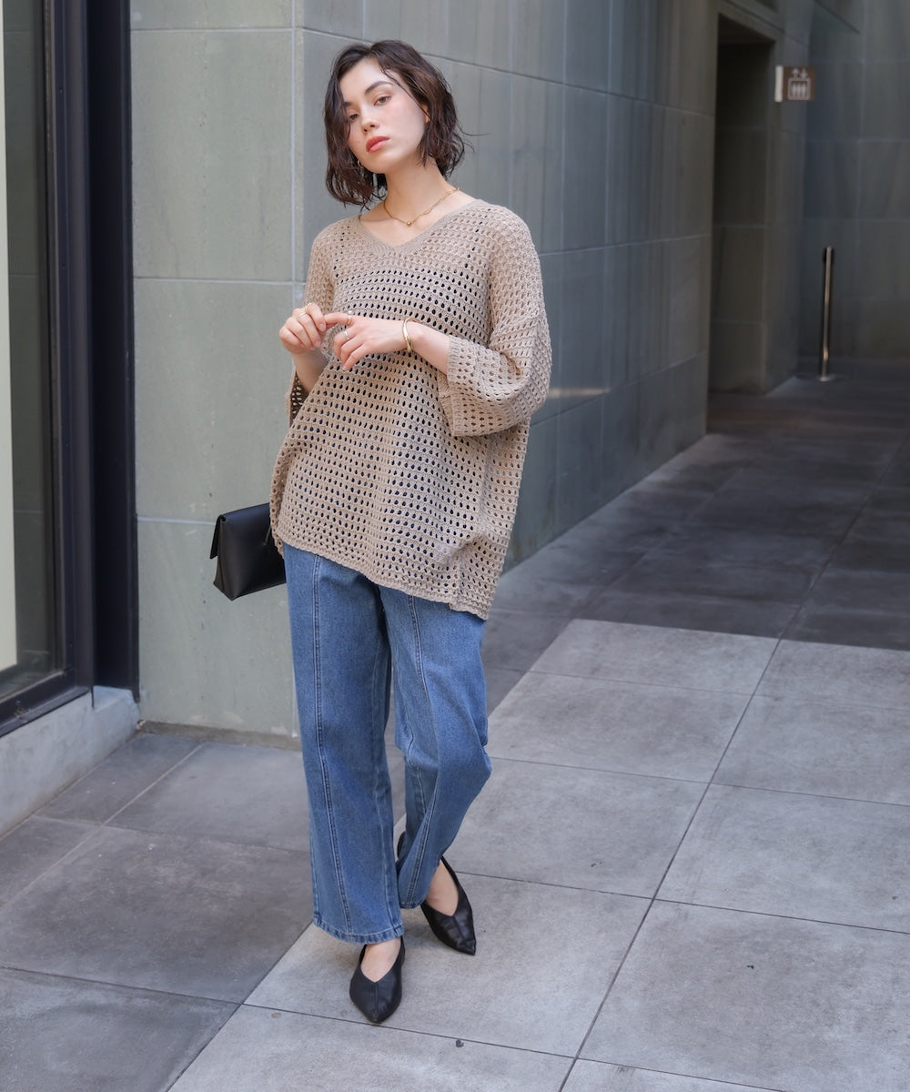 Vネックメッシュニット