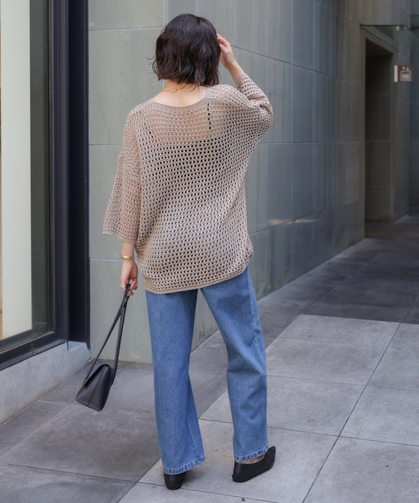 Vネックメッシュニット