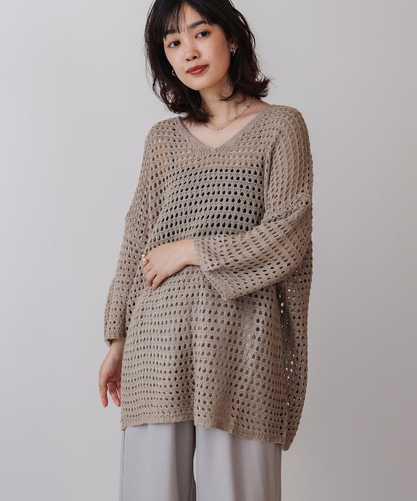 Vネックメッシュニット