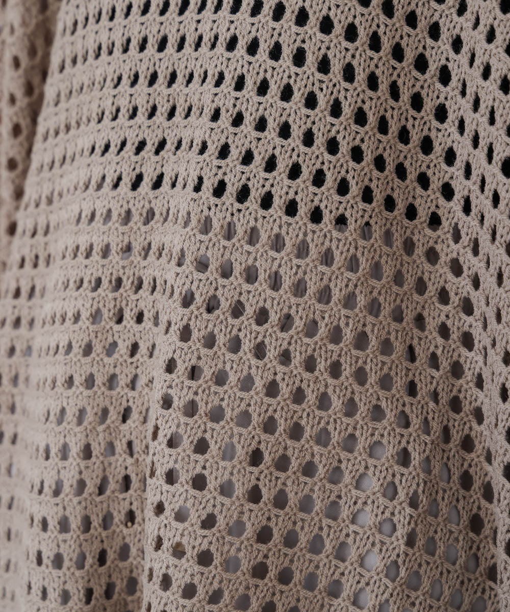 Vネックメッシュニット