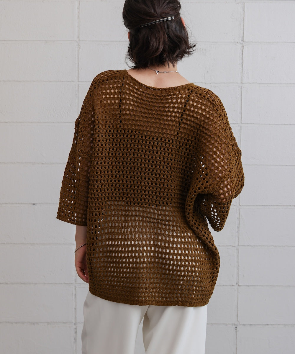 Vネックメッシュニット