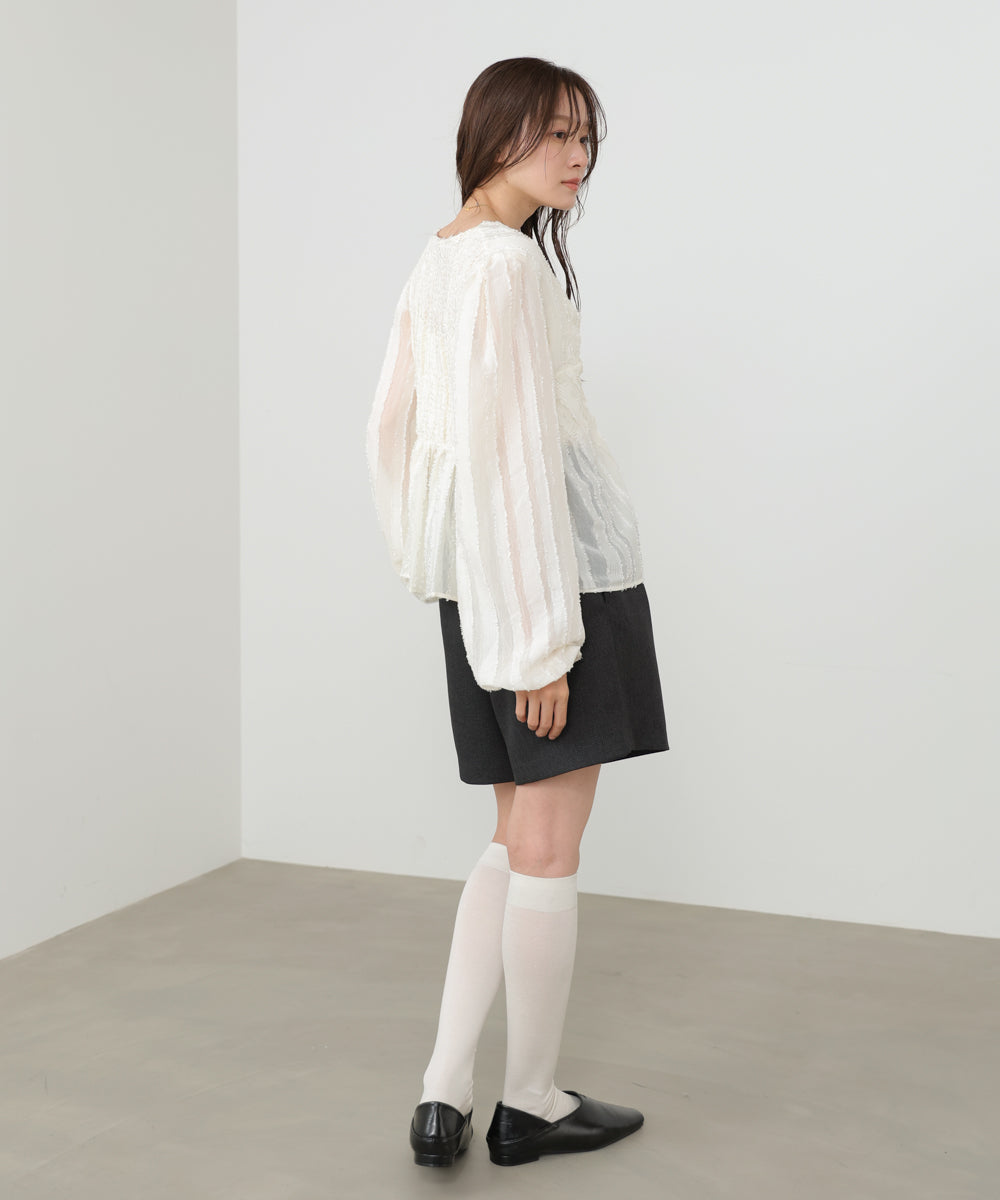 フロントねじりシャギーブラウス