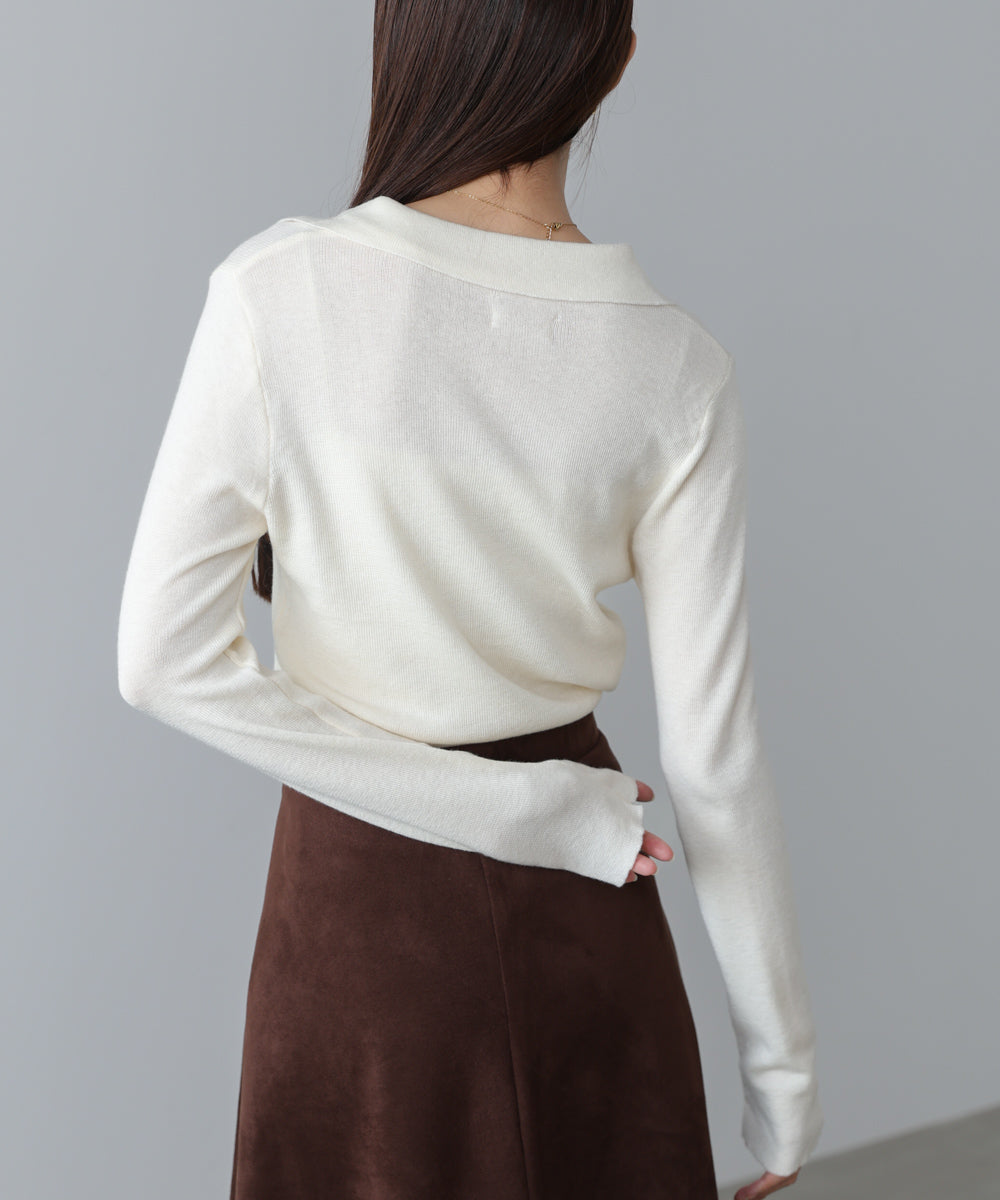 くるみボタンポロニット